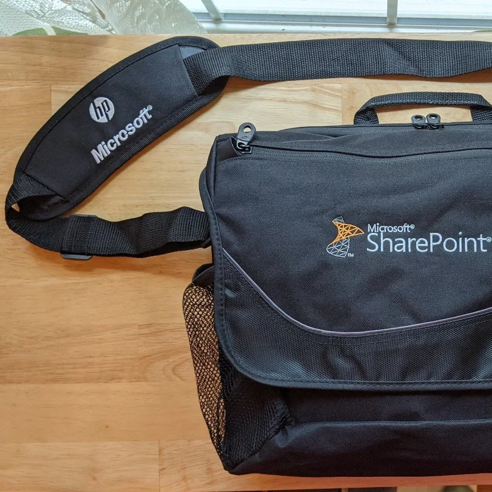 Canvas Messenger Style Laptop Bag